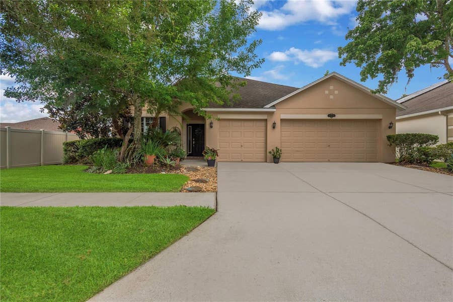 Property photo for 10859 BREAKING ROCKS DRIVE, Tampa, FL