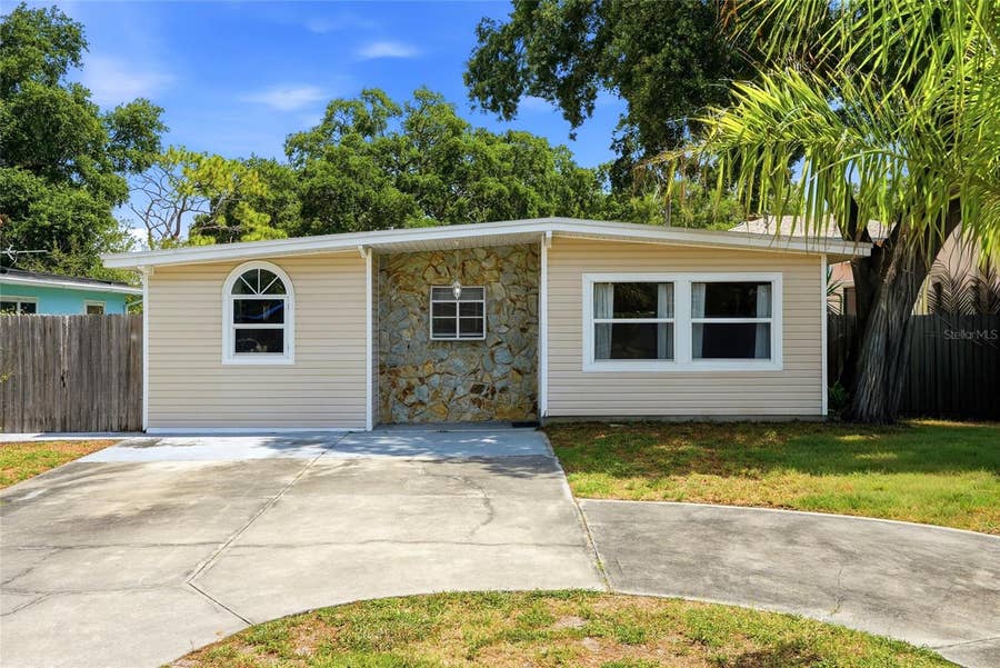 Property photo for 5405 10TH AVENUE S, Gulfport, FL