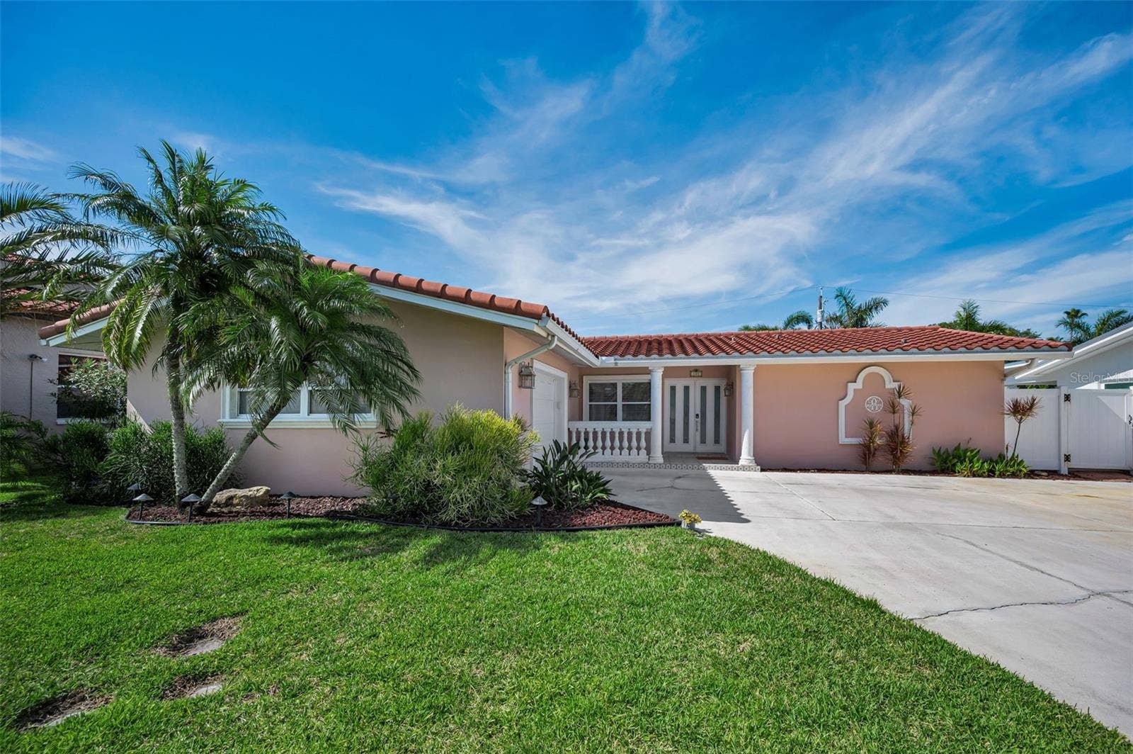 111 17TH STREET, Belleair Beach, FL 33786