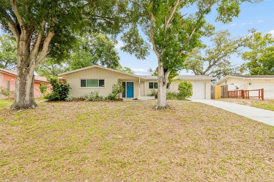 Property photo for 1943 BARBARA AVENUE, Clearwater, FL