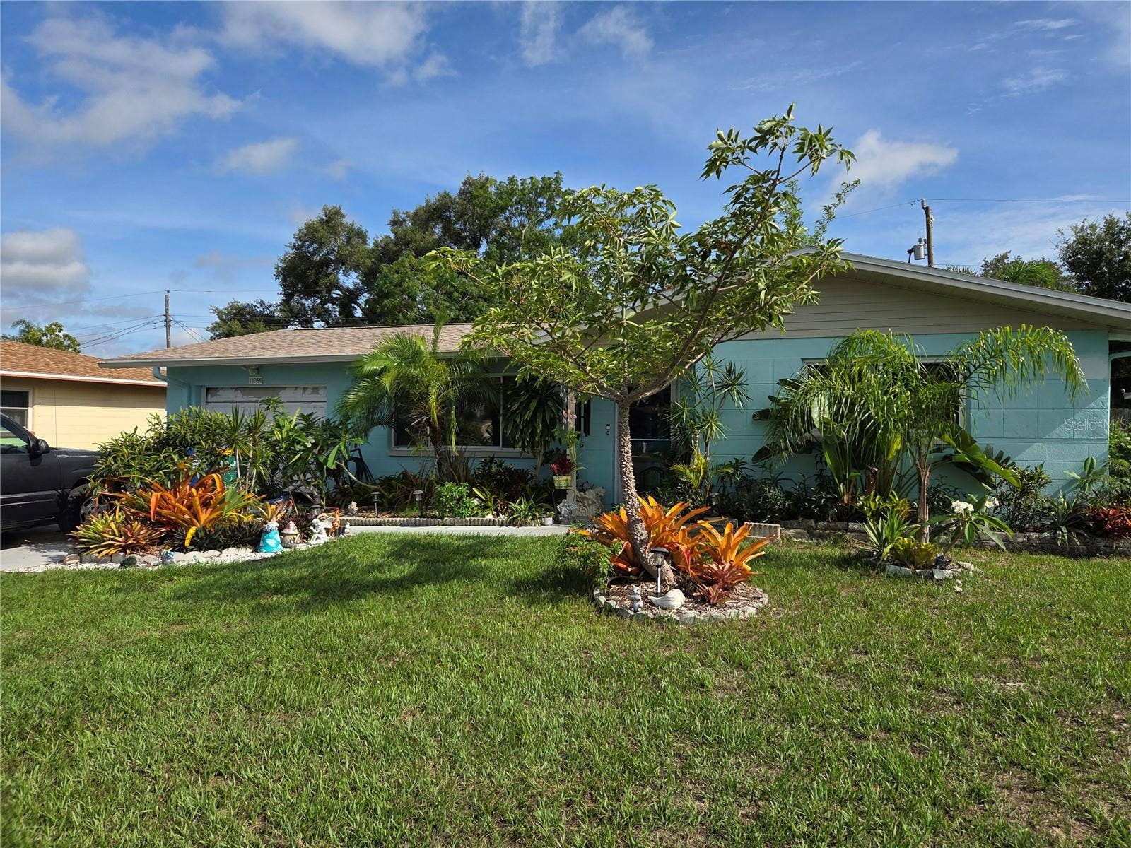 11066 102ND AVENUE N, Seminole, FL 33778 11066 102ND AVENUE N, Seminole, FL 33778