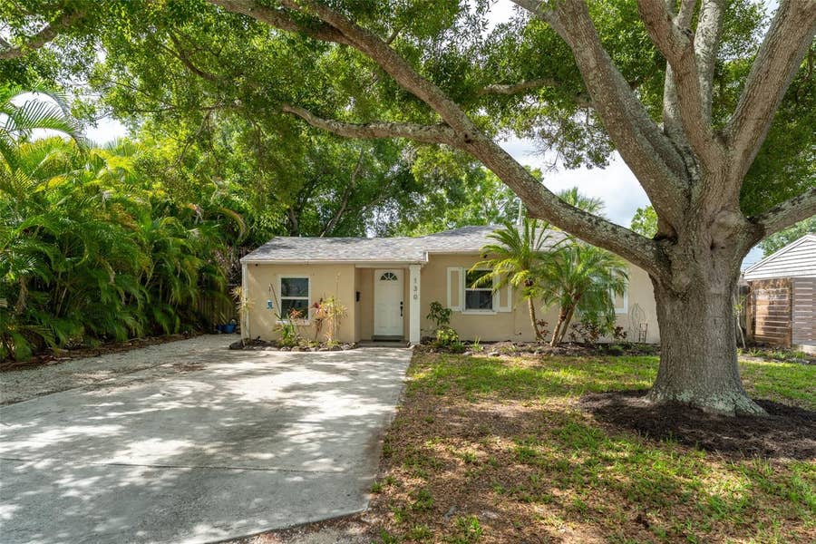 Property photo for 130 41ST AVENUE NE, St Petersburg, FL