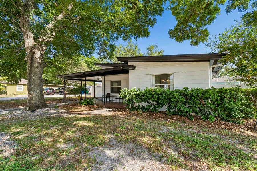 Property photo for 4602 W BAY VILLA AVENUE, Tampa, FL