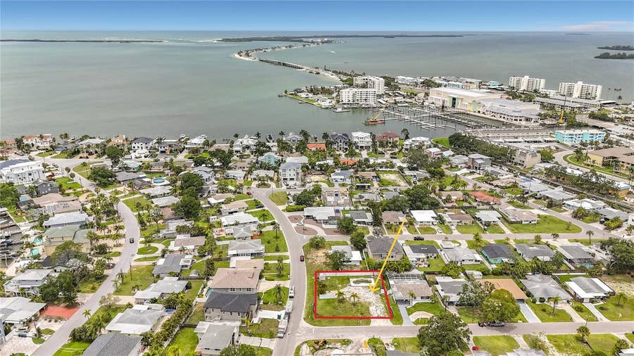 Property photo for 2464 DEL RIO WAY, Dunedin, FL