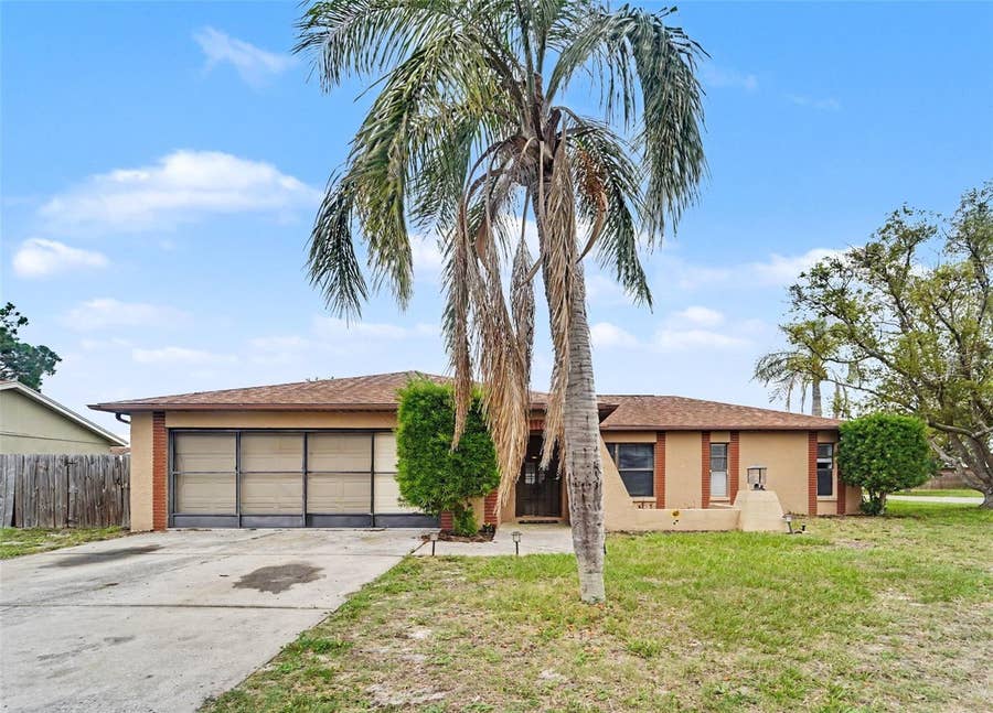 Property photo for 1215 PERSIMMON DRIVE, Holiday, FL