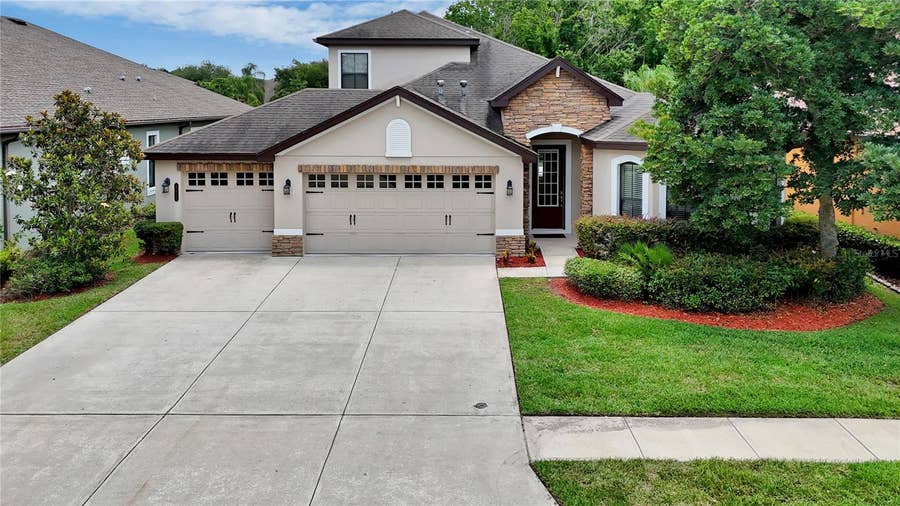 Property photo for 8013 HAMPTON GLEN DRIVE, Tampa, FL