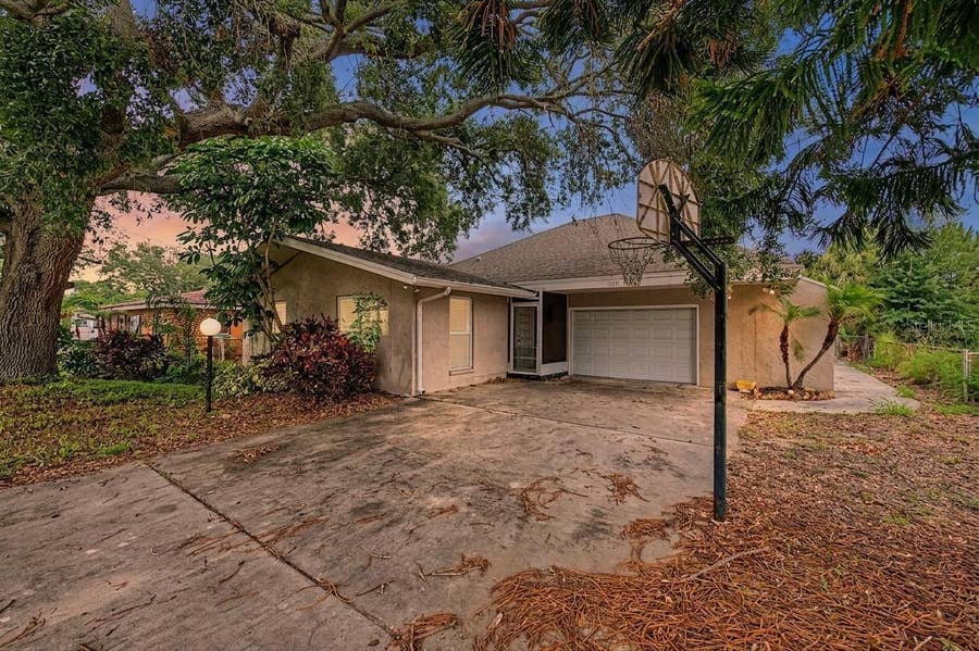 Property photo for 1647 SUMMERDALE DRIVE S, Clearwater, FL