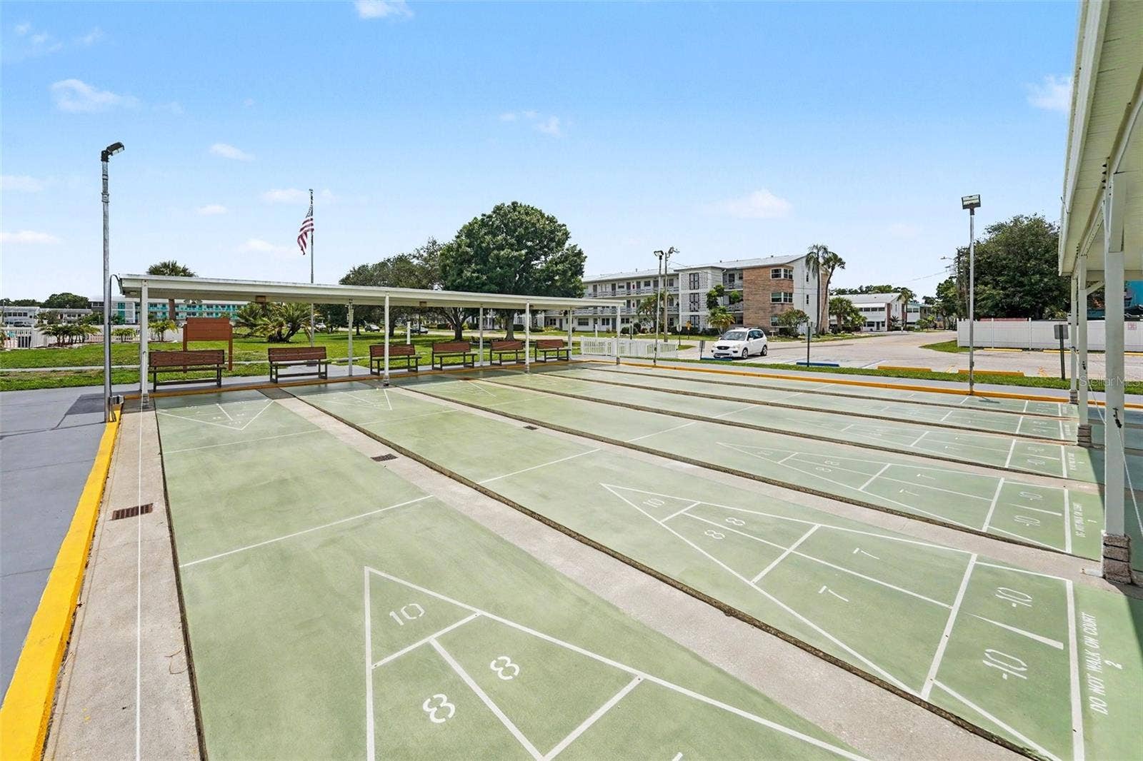 5855 18TH STREET N, #1, St Petersburg, FL 33714 Shuffelboard