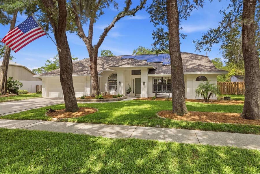 Property photo for 1521 WATERWOOD DRIVE, Lutz, FL