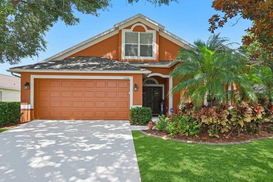 Property photo for 2708 VALENCIA GROVE DRIVE, Valrico, FL