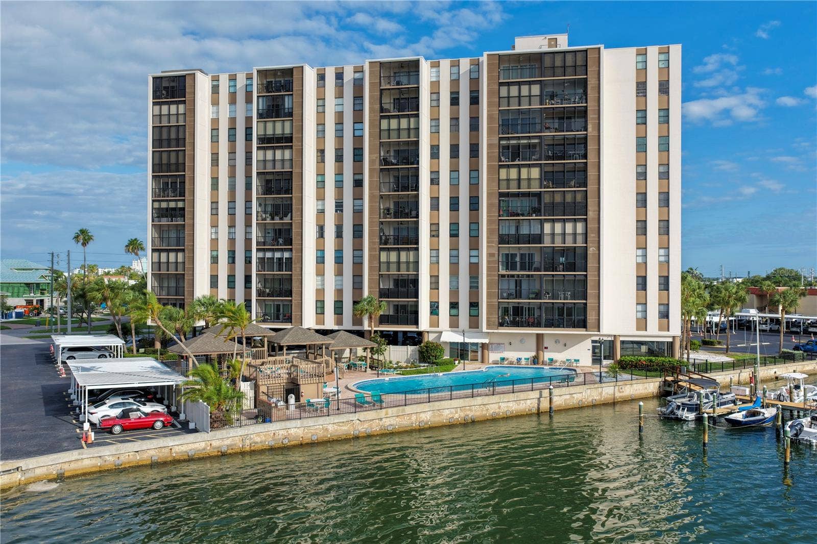 10355 PARADISE BOULEVARD, #907, Treasure Island, FL 33706