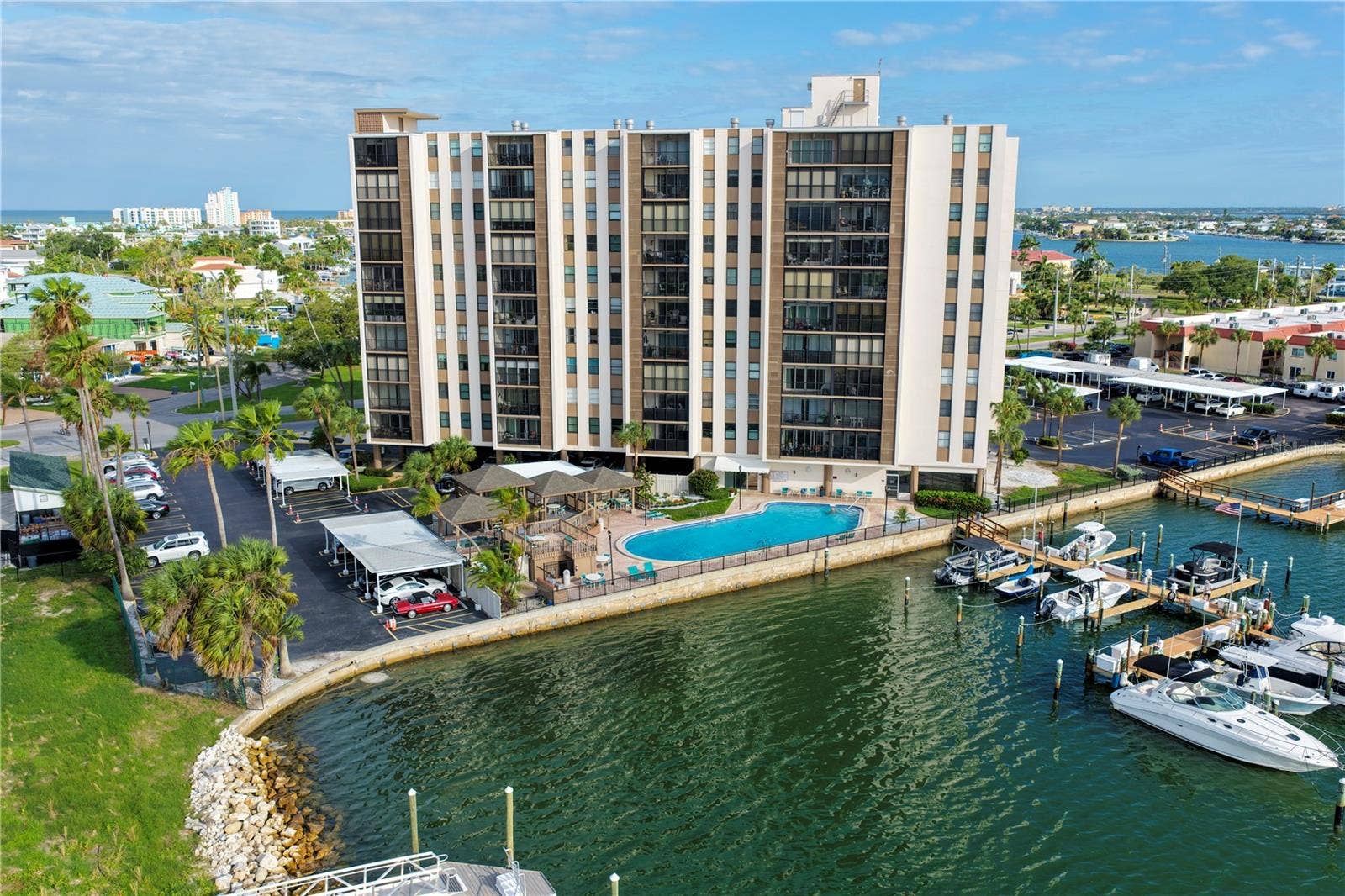 10355 PARADISE BOULEVARD, #907, Treasure Island, FL 33706
