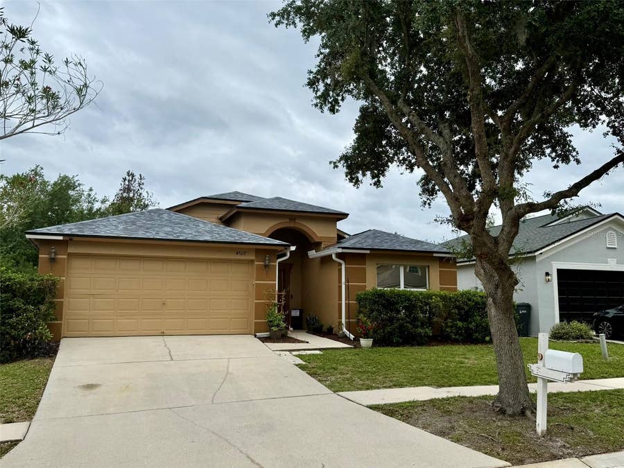 Property photo for 4707 RAMSHEAD DRIVE, Valrico, FL