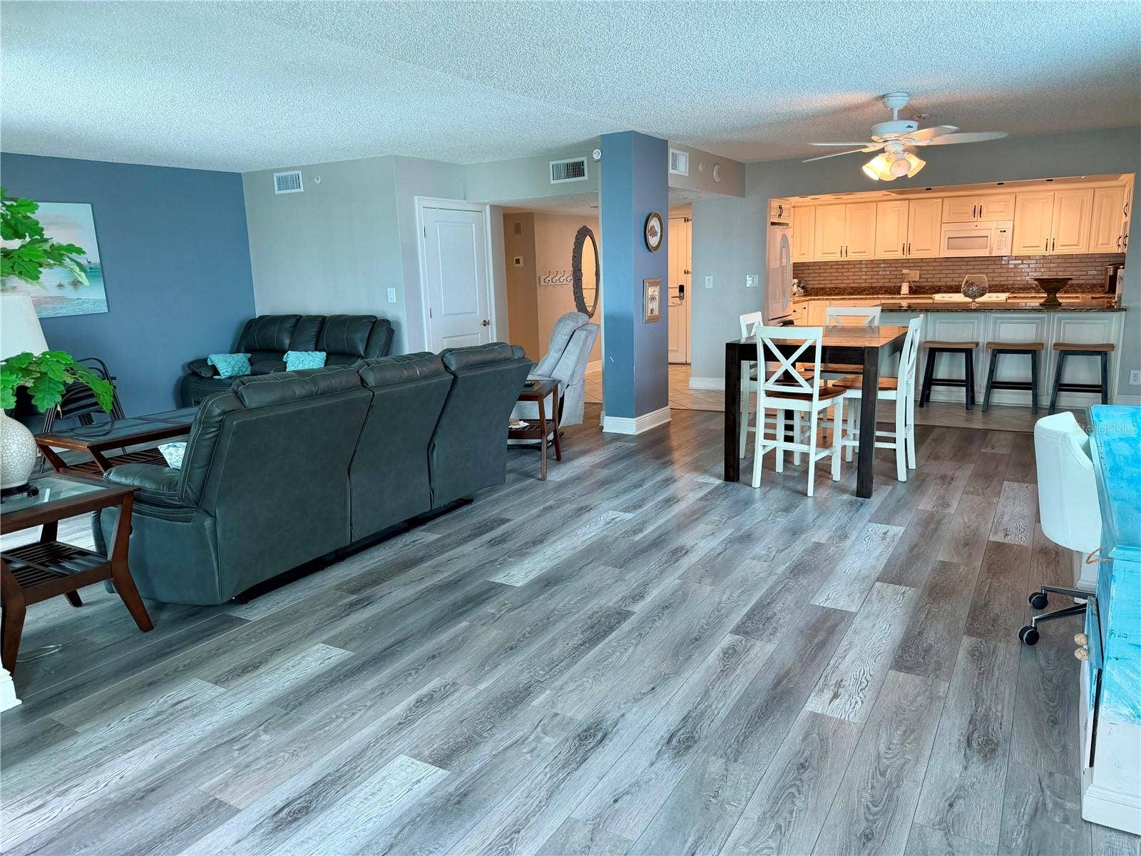 1480 GULF BOULEVARD, #607, Clearwater Beach, FL 33767 1480 GULF BOULEVARD, #607, Clearwater Beach, FL 33767
