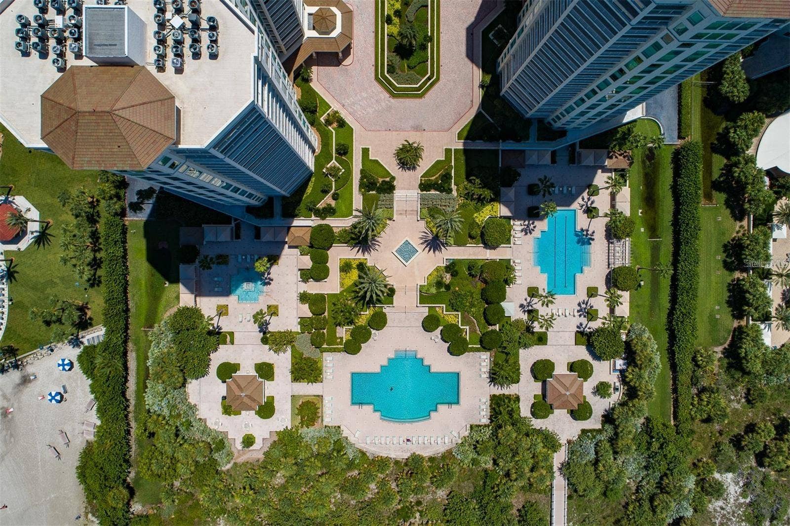 1180 GULF BOULEVARD, #906, Clearwater Beach, FL 33767 The Grounds from above