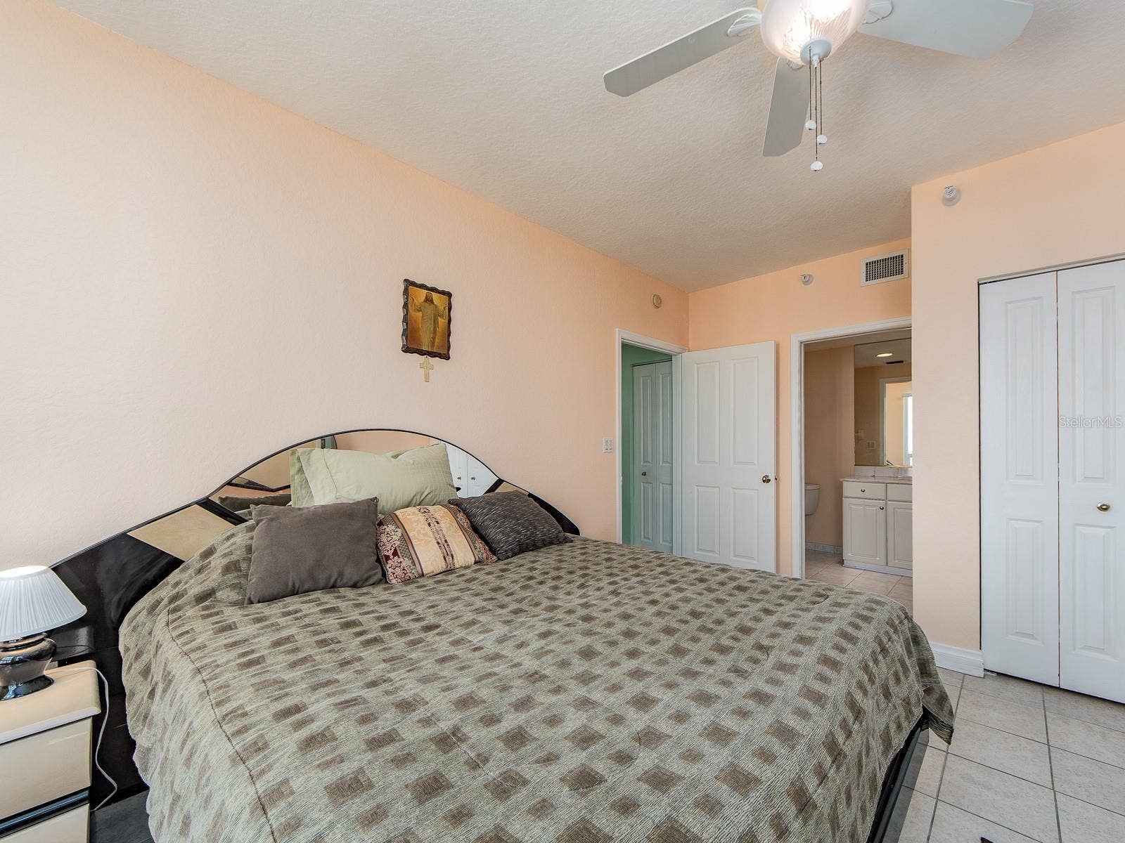 1180 GULF BOULEVARD, #906, Clearwater Beach, FL 33767 1180 GULF BOULEVARD, #906, Clearwater Beach, FL 33767
