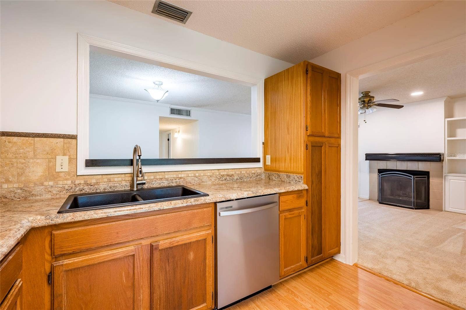 3164 VALLEY OAKS DRIVE, #3164, Tampa, FL 33618 3164 VALLEY OAKS DRIVE, #3164, Tampa, FL 33618