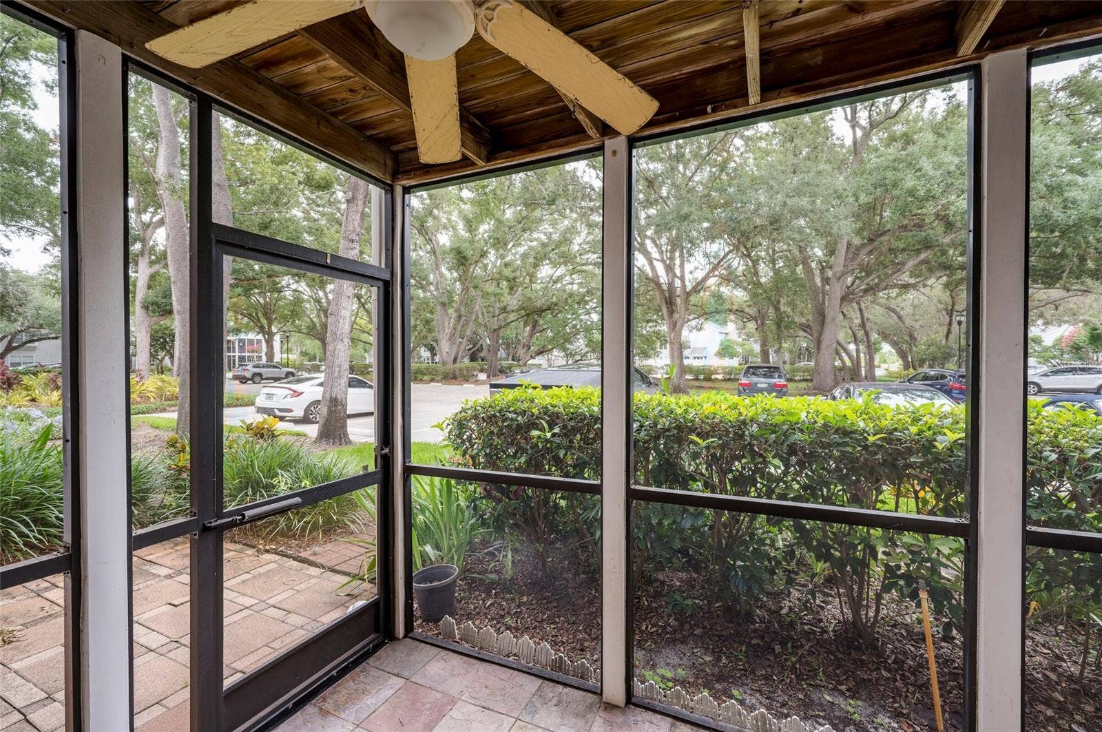 3164 VALLEY OAKS DRIVE, #3164, Tampa, FL 33618 3164 VALLEY OAKS DRIVE, #3164, Tampa, FL 33618