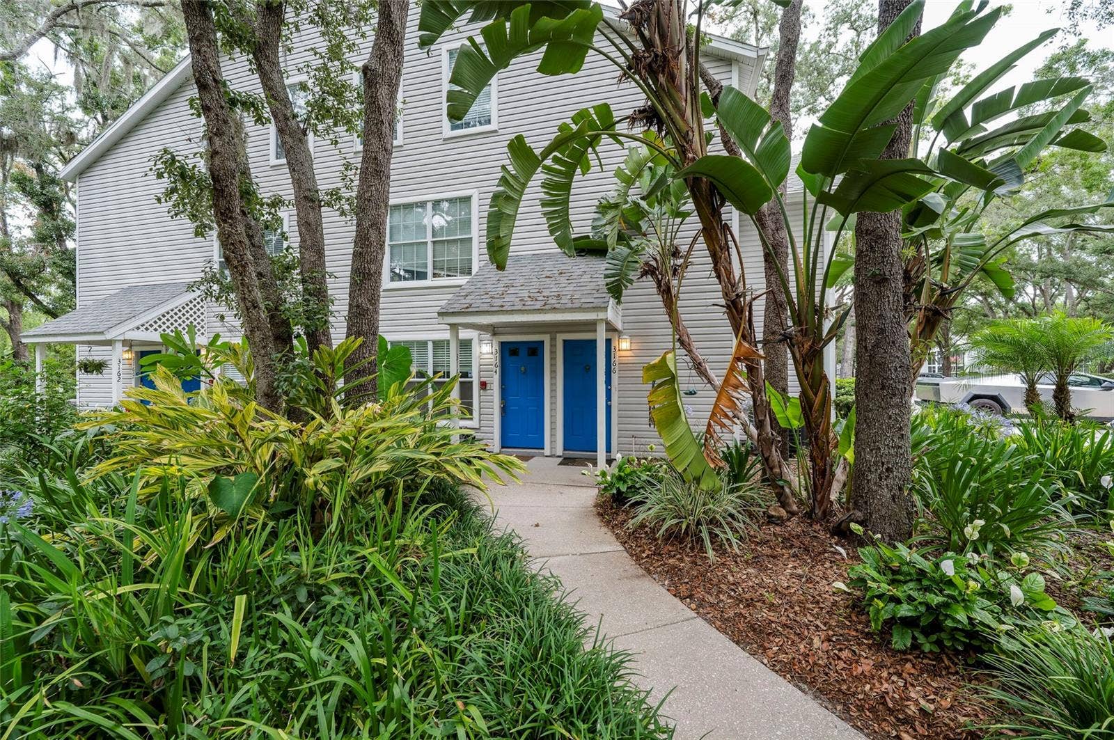 3164 VALLEY OAKS DRIVE, #3164, Tampa, FL 33618 3164 VALLEY OAKS DRIVE, #3164, Tampa, FL 33618