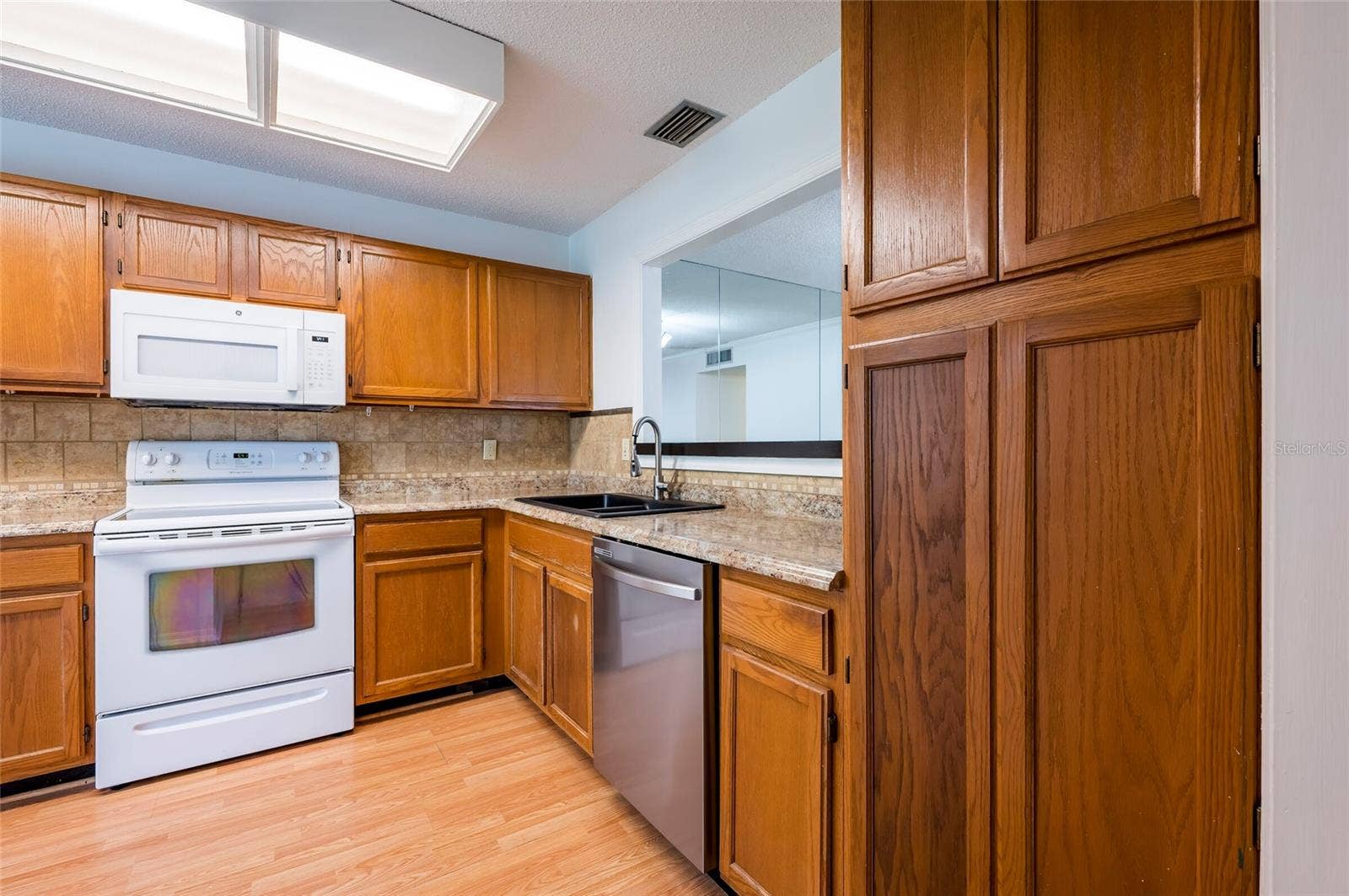 3164 VALLEY OAKS DRIVE, #3164, Tampa, FL 33618 3164 VALLEY OAKS DRIVE, #3164, Tampa, FL 33618