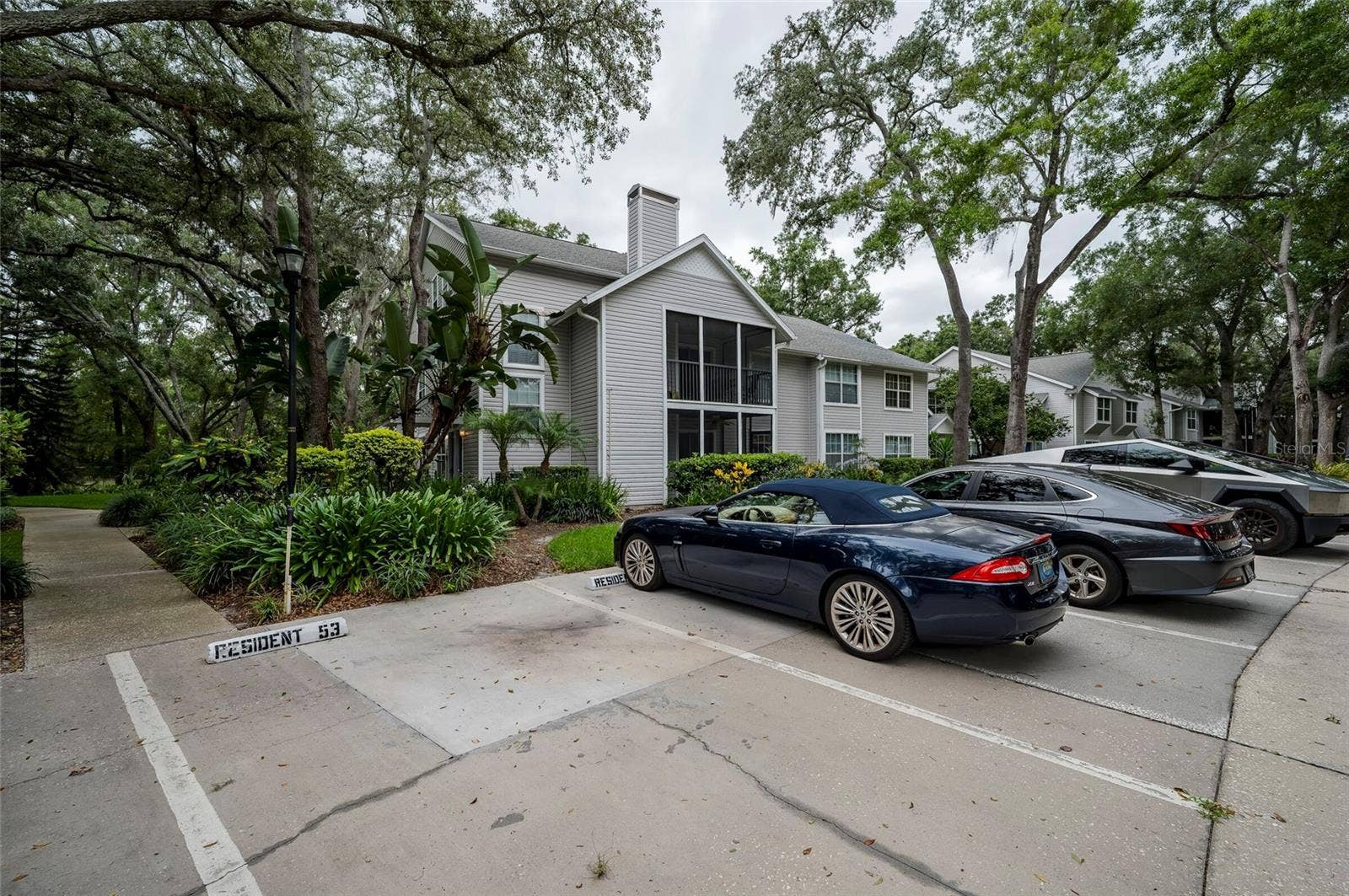 3164 VALLEY OAKS DRIVE, #3164, Tampa, FL 33618 3164 VALLEY OAKS DRIVE, #3164, Tampa, FL 33618
