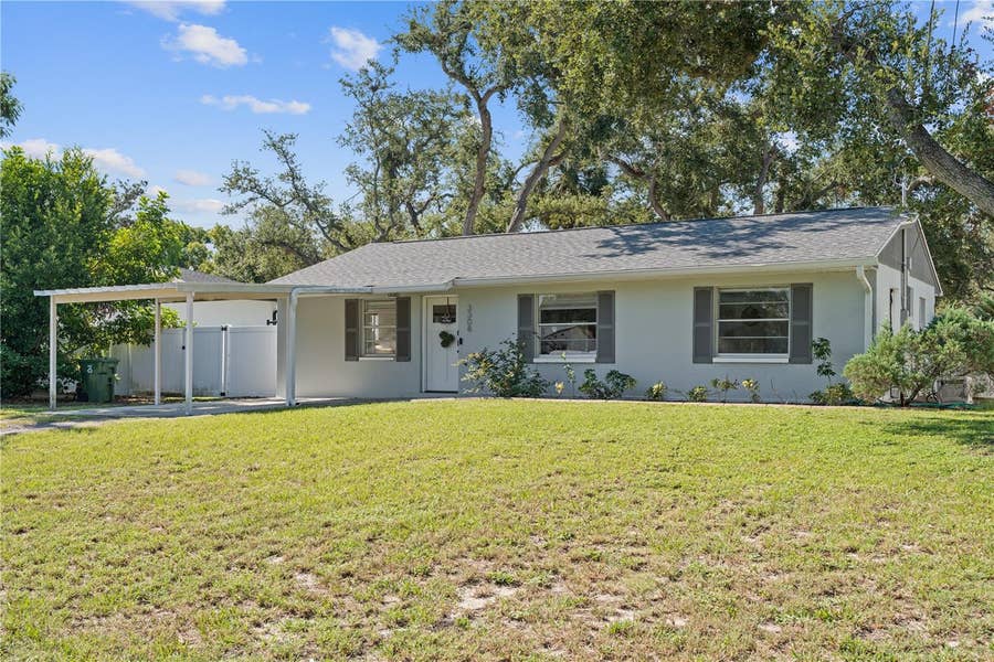 Property photo for 3308 W VAN BUREN DRIVE, Tampa, FL