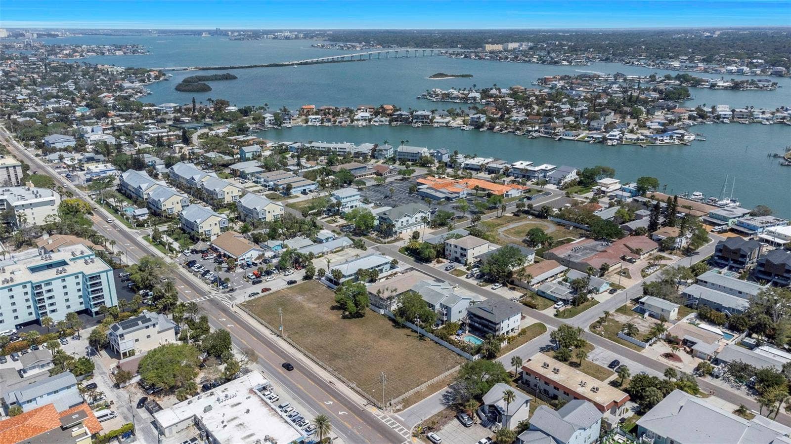 2300 GULF BOULEVARD, Indian Rocks Beach, FL 33785 2300 GULF BOULEVARD, Indian Rocks Beach, FL 33785