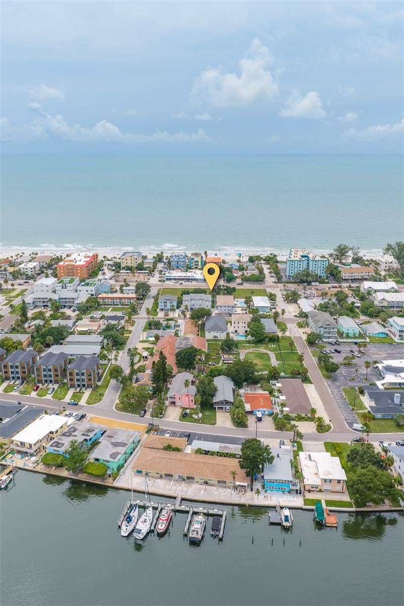 2300 GULF BOULEVARD, Indian Rocks Beach, FL 33785 2300 GULF BOULEVARD, Indian Rocks Beach, FL 33785