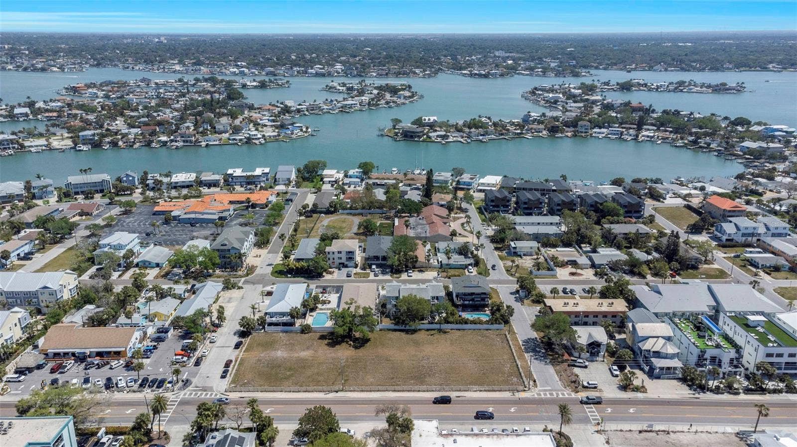 2300 GULF BOULEVARD, Indian Rocks Beach, FL 33785 2300 GULF BOULEVARD, Indian Rocks Beach, FL 33785