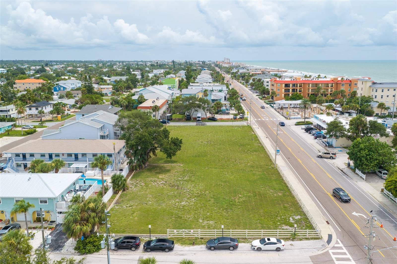 2300 GULF BOULEVARD, Indian Rocks Beach, FL 33785 2300 GULF BOULEVARD, Indian Rocks Beach, FL 33785