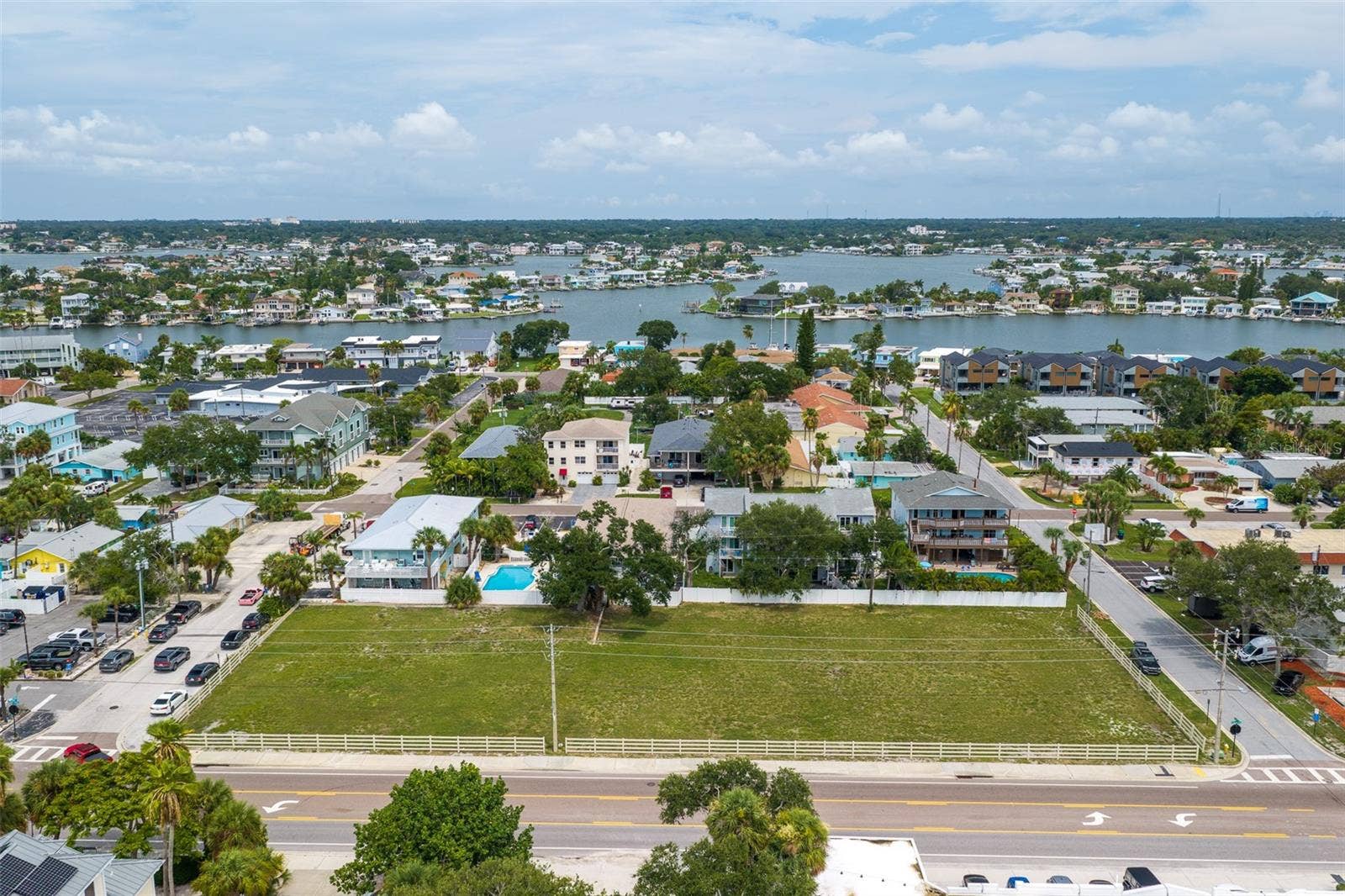 2300 GULF BOULEVARD, Indian Rocks Beach, FL 33785 2300 GULF BOULEVARD, Indian Rocks Beach, FL 33785