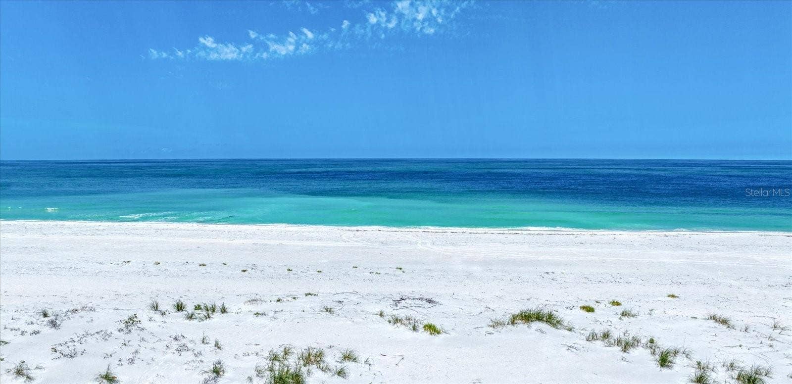 2300 GULF BOULEVARD, Indian Rocks Beach, FL 33785 Just steps to blue-on-blue Gulf waters and beach...swim, fish or play be the sea all year!