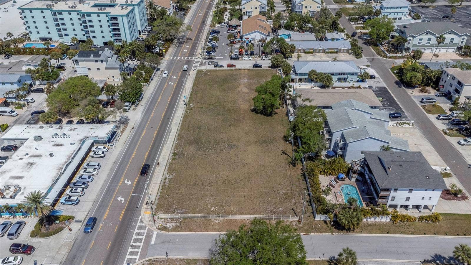 2300 GULF BOULEVARD, Indian Rocks Beach, FL 33785 2300 GULF BOULEVARD, Indian Rocks Beach, FL 33785