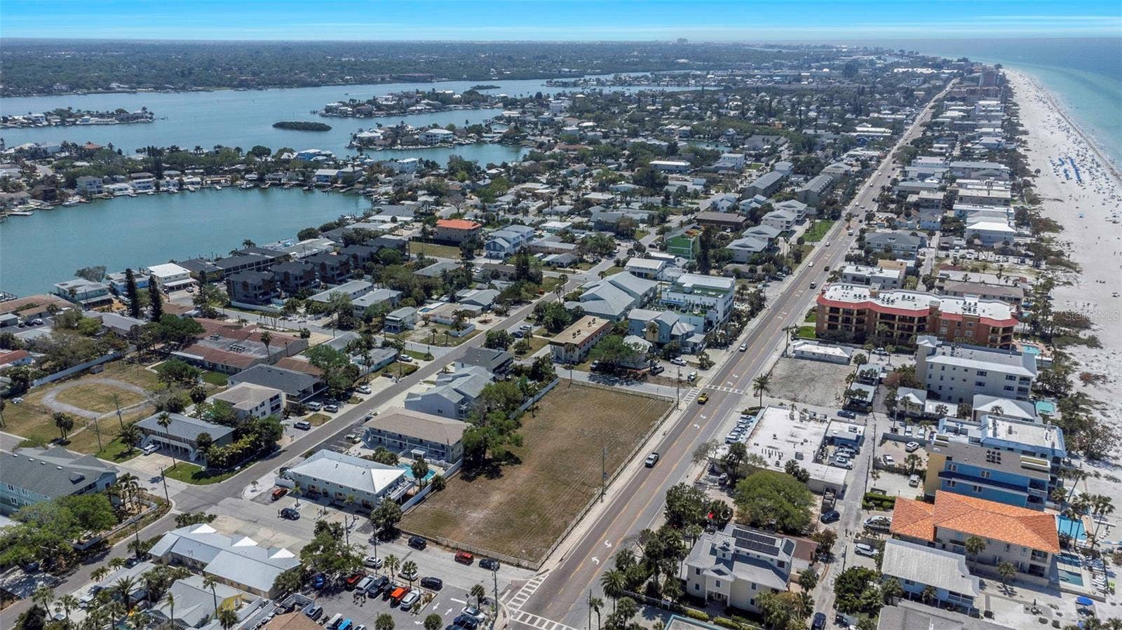 2300 GULF BOULEVARD, Indian Rocks Beach, FL 33785 2300 GULF BOULEVARD, Indian Rocks Beach, FL 33785