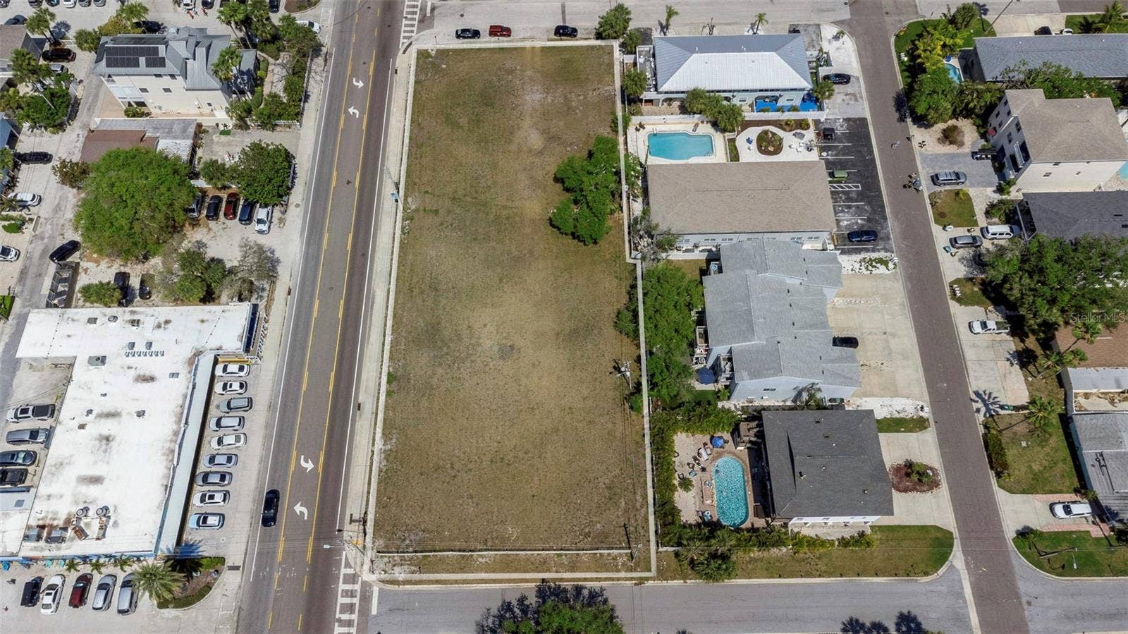 2300 GULF BOULEVARD, Indian Rocks Beach, FL 33785 2300 GULF BOULEVARD, Indian Rocks Beach, FL 33785