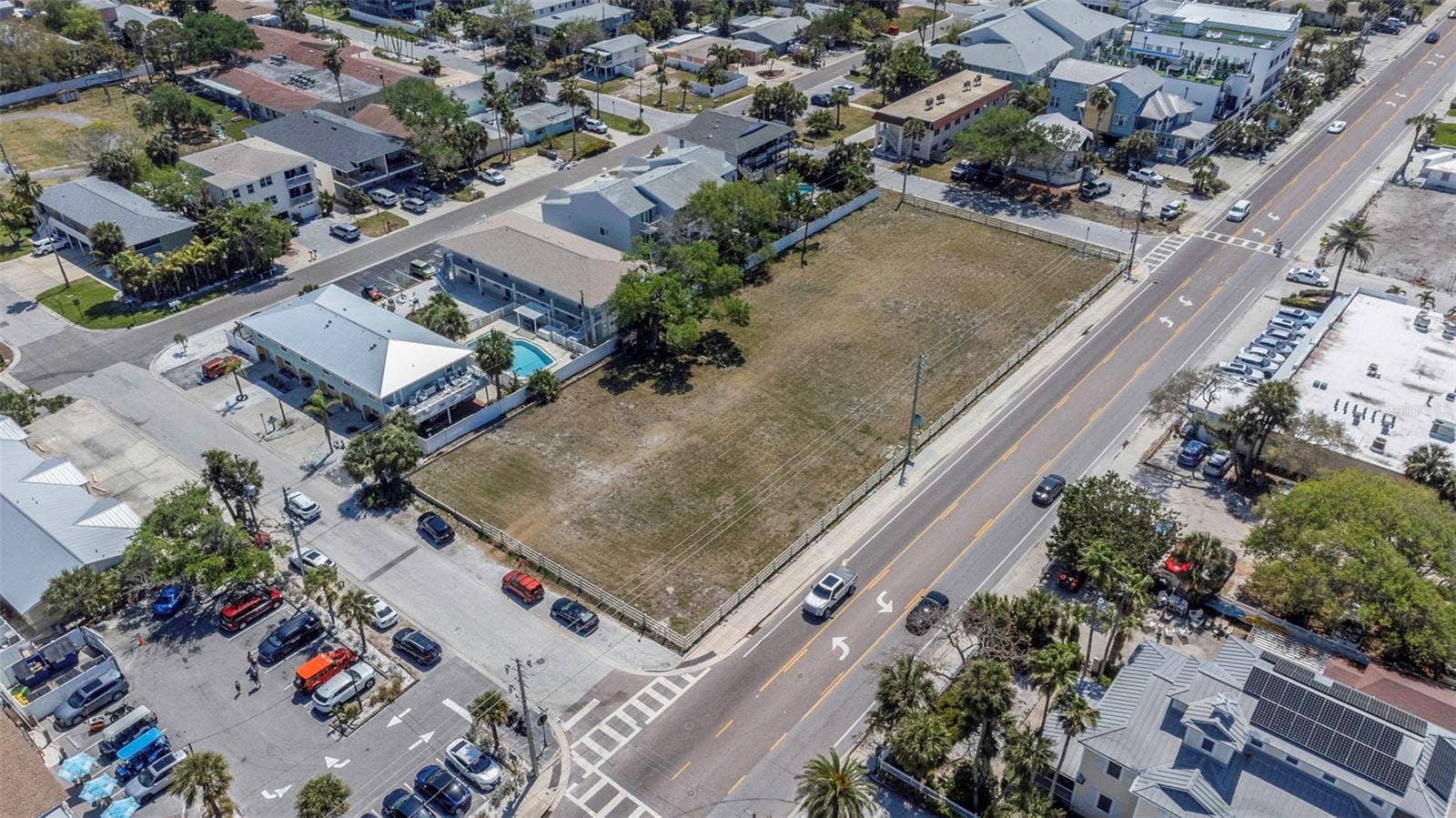 2300 GULF BOULEVARD, Indian Rocks Beach, FL 33785 2300 GULF BOULEVARD, Indian Rocks Beach, FL 33785