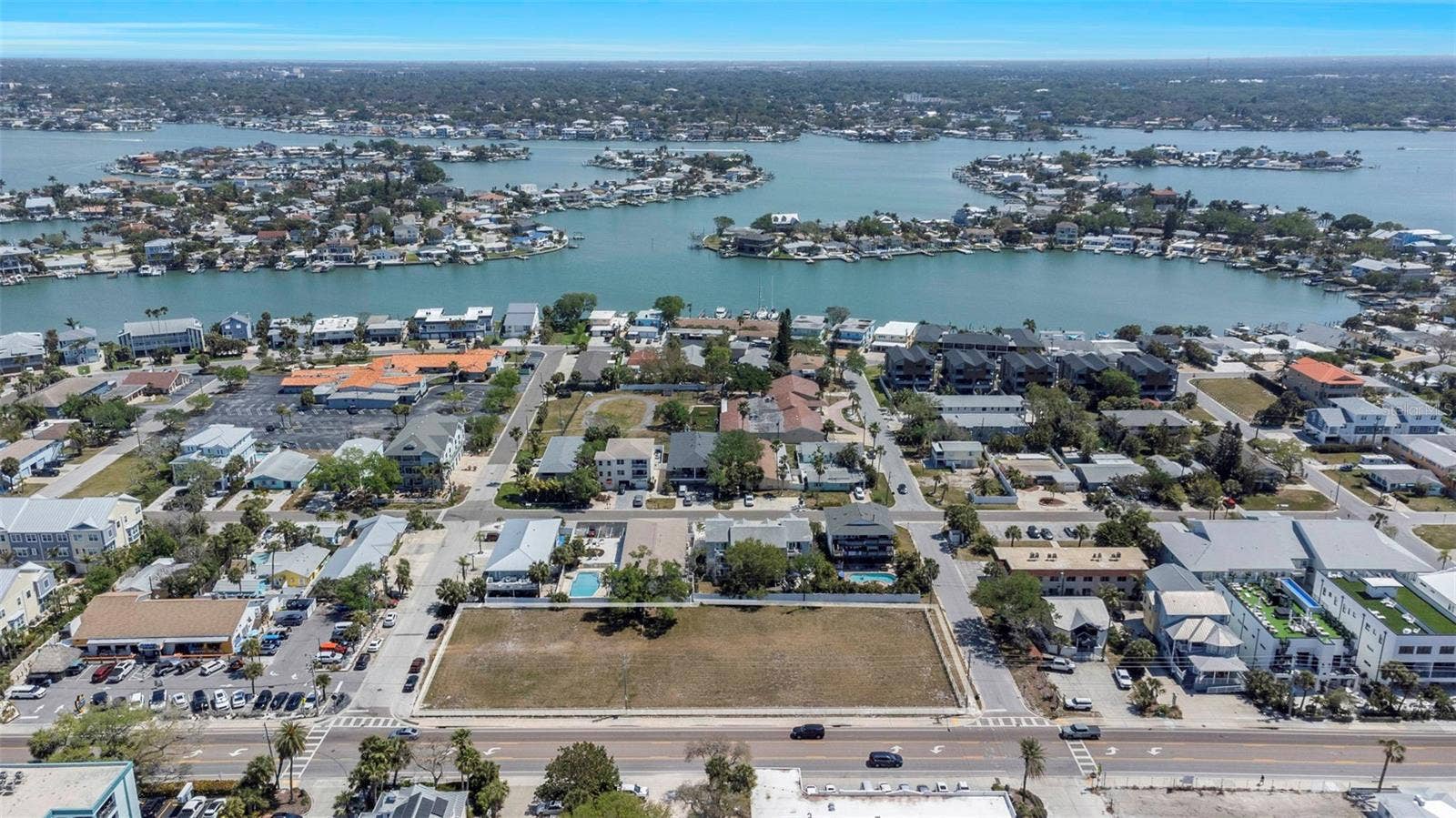 2300 GULF BOULEVARD, Indian Rocks Beach, FL 33785 2300 GULF BOULEVARD, Indian Rocks Beach, FL 33785