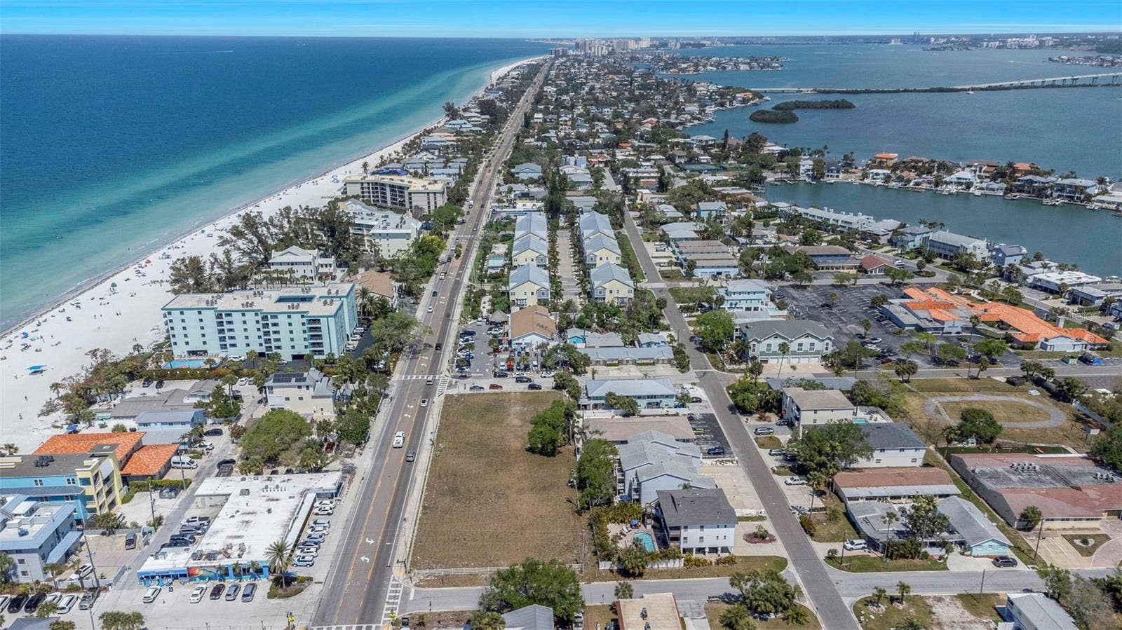 2300 GULF BOULEVARD, Indian Rocks Beach, FL 33785 2300 GULF BOULEVARD, Indian Rocks Beach, FL 33785