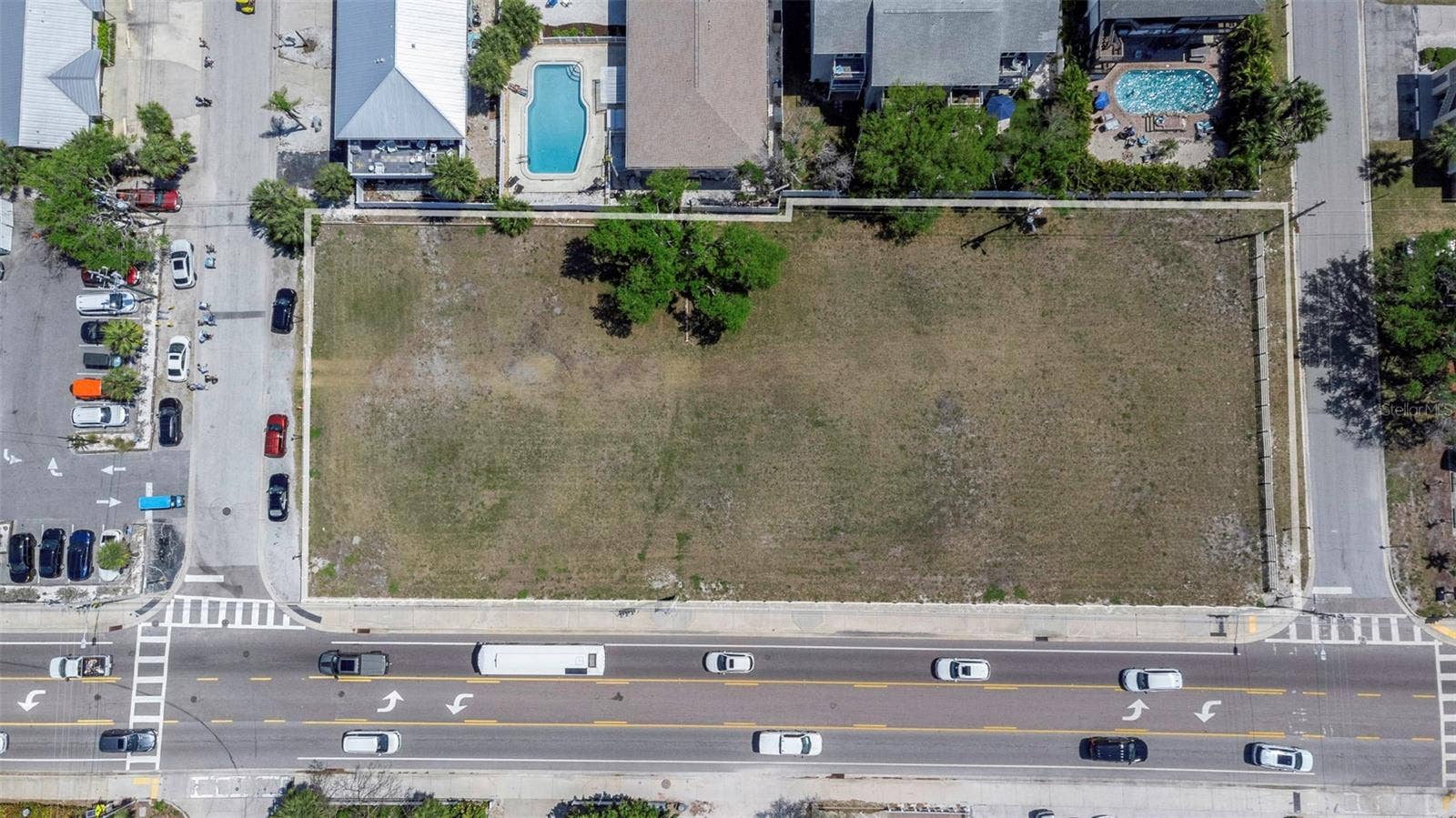 2300 GULF BOULEVARD, Indian Rocks Beach, FL 33785 2300 GULF BOULEVARD, Indian Rocks Beach, FL 33785