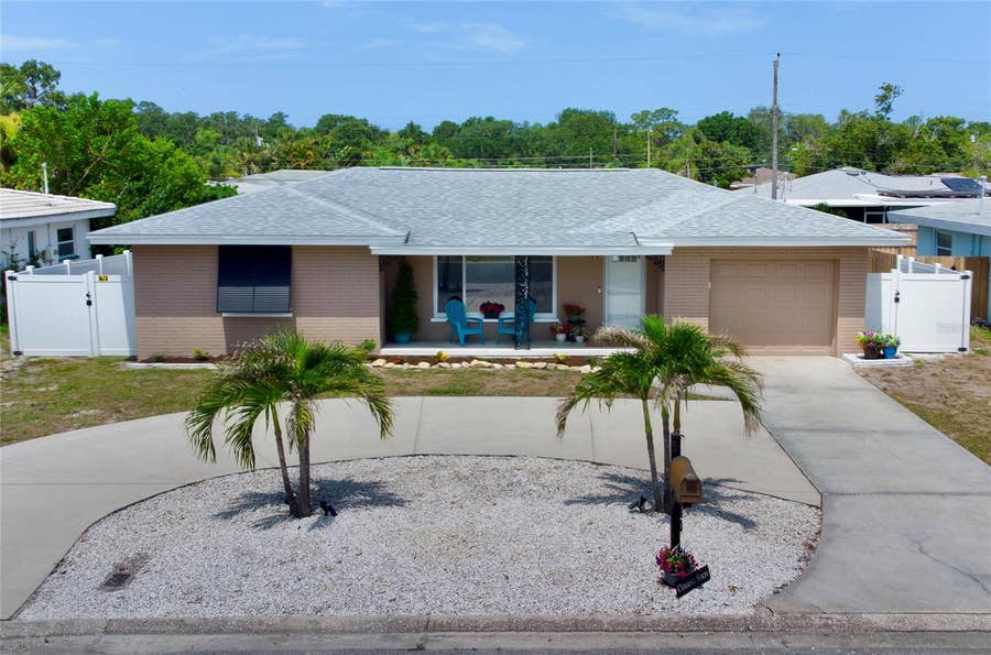 Property photo for 1540 SAN HELEN DRIVE, Dunedin, FL