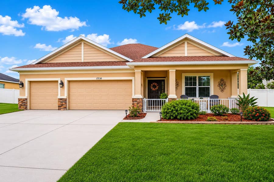 Property photo for 17539 BUCKINGHAM GARDEN DRIVE, Lithia, FL