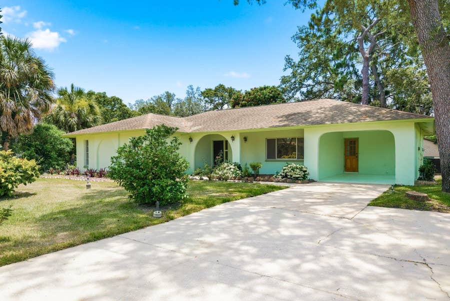 Property photo for 1603 MEXICO AVENUE, Tarpon Springs, FL