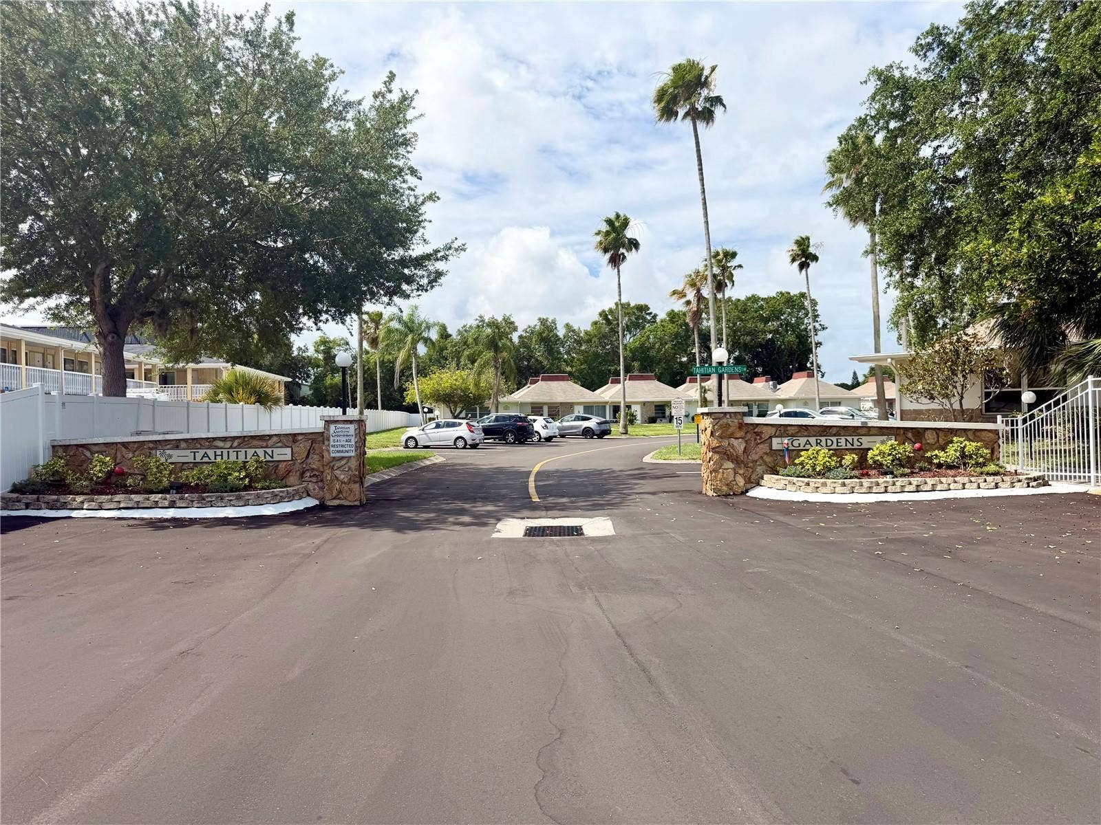 4313 TAHITIAN GARDENS CIRCLE, #C, Holiday, FL 34691 4313 TAHITIAN GARDENS CIRCLE, #C, Holiday, FL 34691