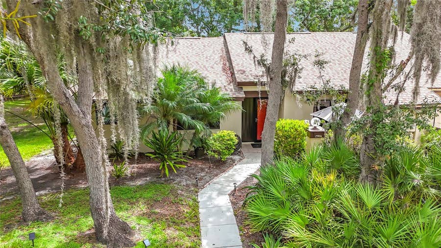 Property photo for 2983 ELDER COURT, Palm Harbor, FL