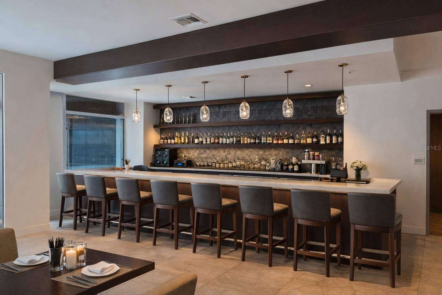411 E SHORE DRIVE, #601, Clearwater Beach, FL 33767 Restaurant