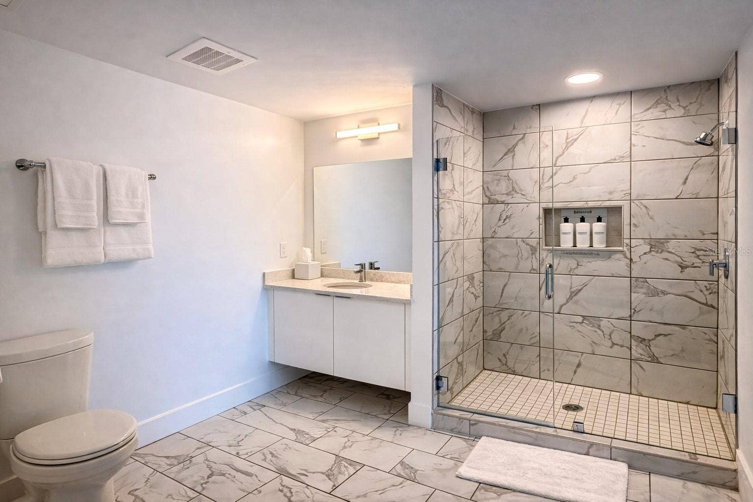 411 E SHORE DRIVE, #601, Clearwater Beach, FL 33767 Bathroom
