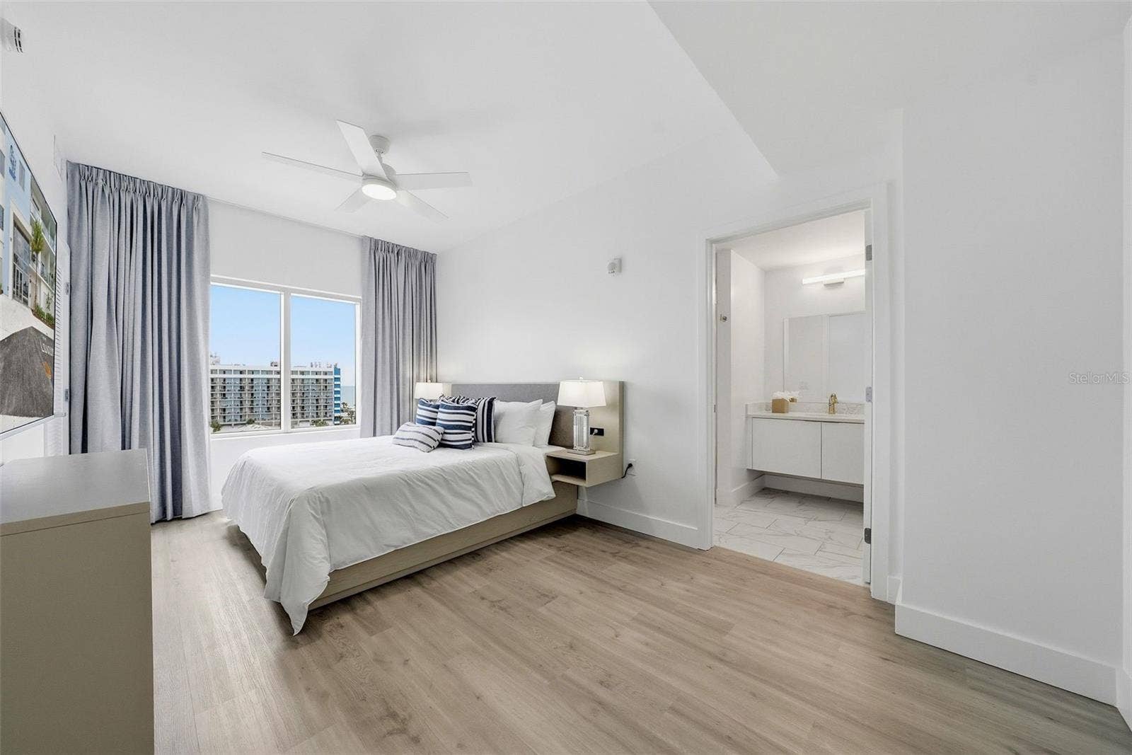 411 E SHORE DRIVE, #601, Clearwater Beach, FL 33767 Bedroom