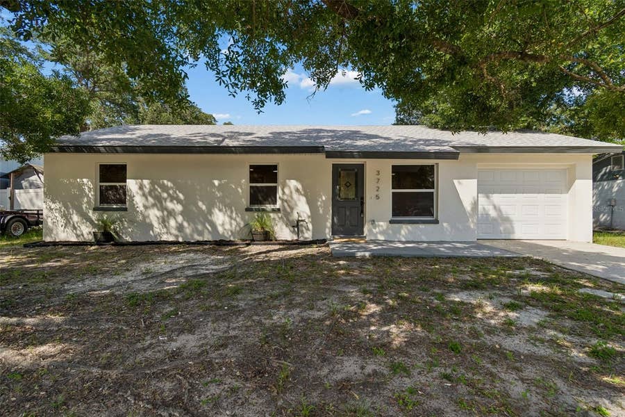 Property photo for 3725 AMBERMIST DRIVE, Tampa, FL