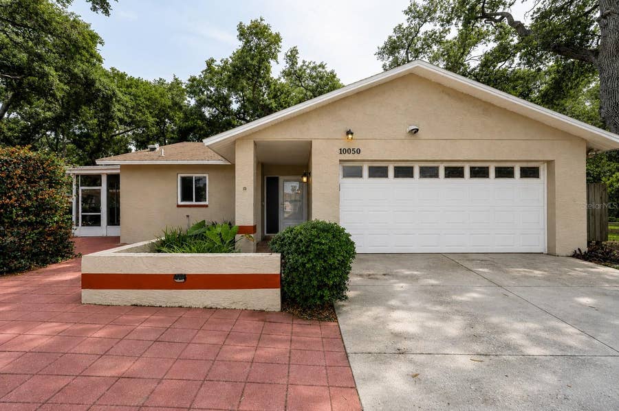 Property photo for 10050 62ND AVENUE N, St Petersburg, FL