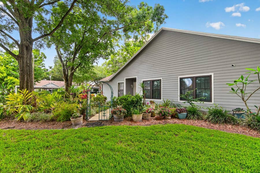 Property photo for 2728 BENTLEY DRIVE, Palm Harbor, FL